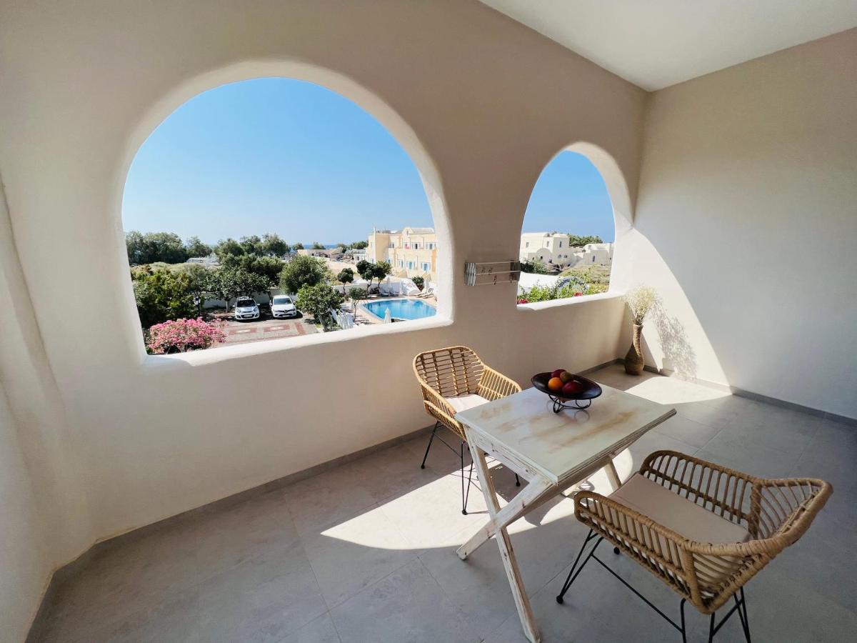 Arapiou Apartments Perivolos  Buitenkant foto